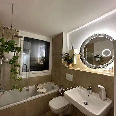 Hellenbrand: Stilvolles Ueber Den Daechern Apartamento