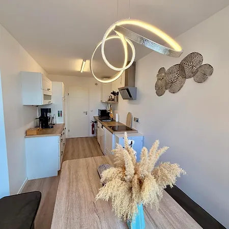 Stylish Balcony 2 Bedroom Kaiserslautern