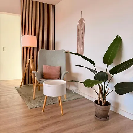 Apartment Stylish Balcony 2 Bedroom